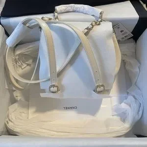 CHANEL 22C Backpack White NWT CHANEL | Bags | Chanel 22c Backpack White Nwt | Poshmark main image 4